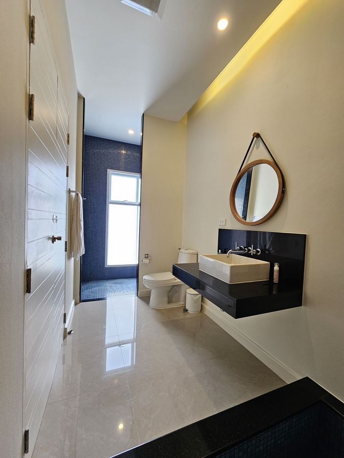 Gallery Item 9